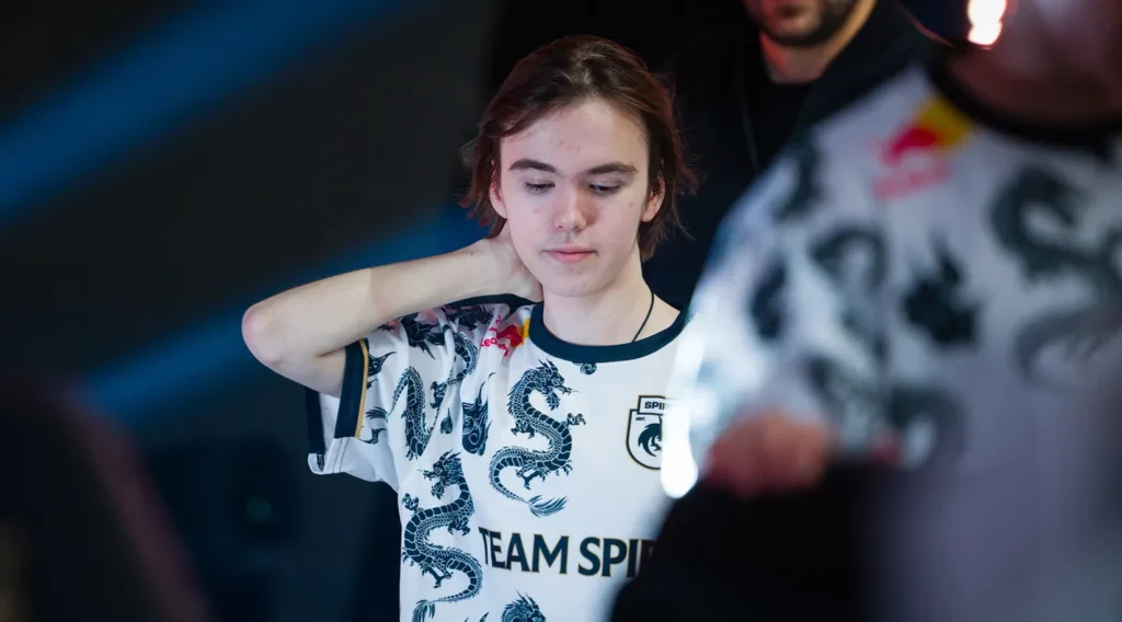 Falcons выбили Spirit в нижнюю сетку IEM Chengdu и прошли в плей-офф турнира