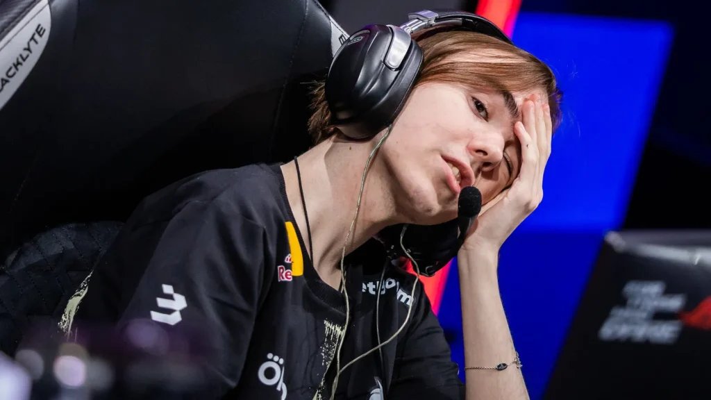 Spirit покинула IEM Chengdu, проиграв The MongolZ в матче за выход в плей-офф