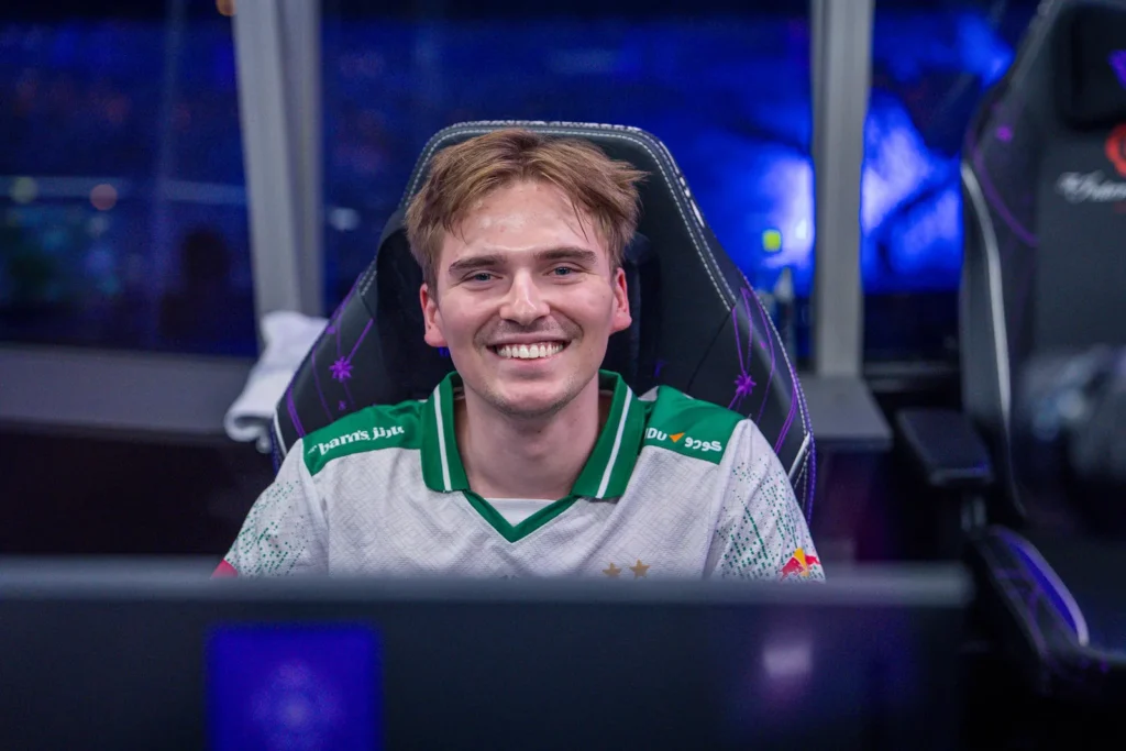 Skiter: «Не думаю, что Valve бросила Доту. Слышал хорошие новости о киберспортивном будущем игры»