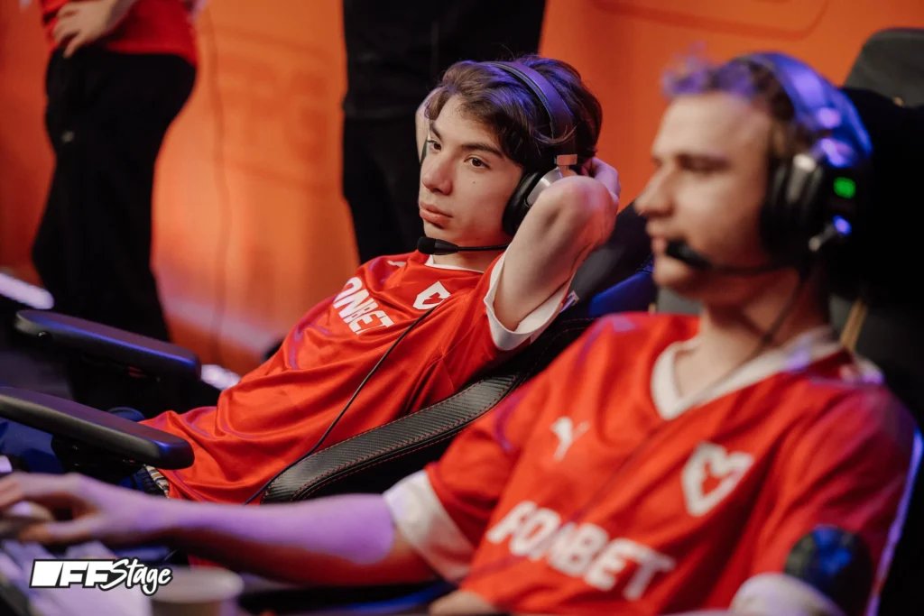 Как правильно играть на Pudge? Рассказываем на примере лучшего Пуджа про-сцены