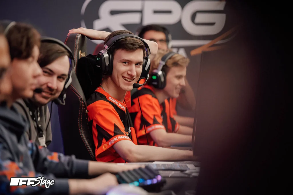 Yandex Team за полтора месяца ворвалась в тир-1! Помогли трудные решения, удача и Saksa