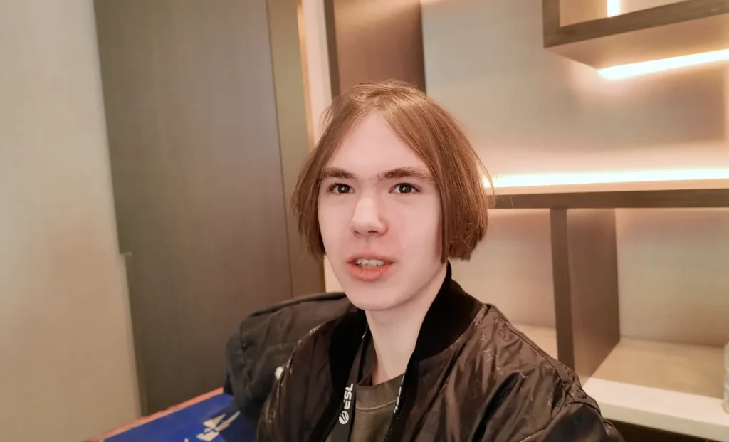 Donk прервал винстрик из 5 сезонов на FACEIT - его обогнал 16-летний швед