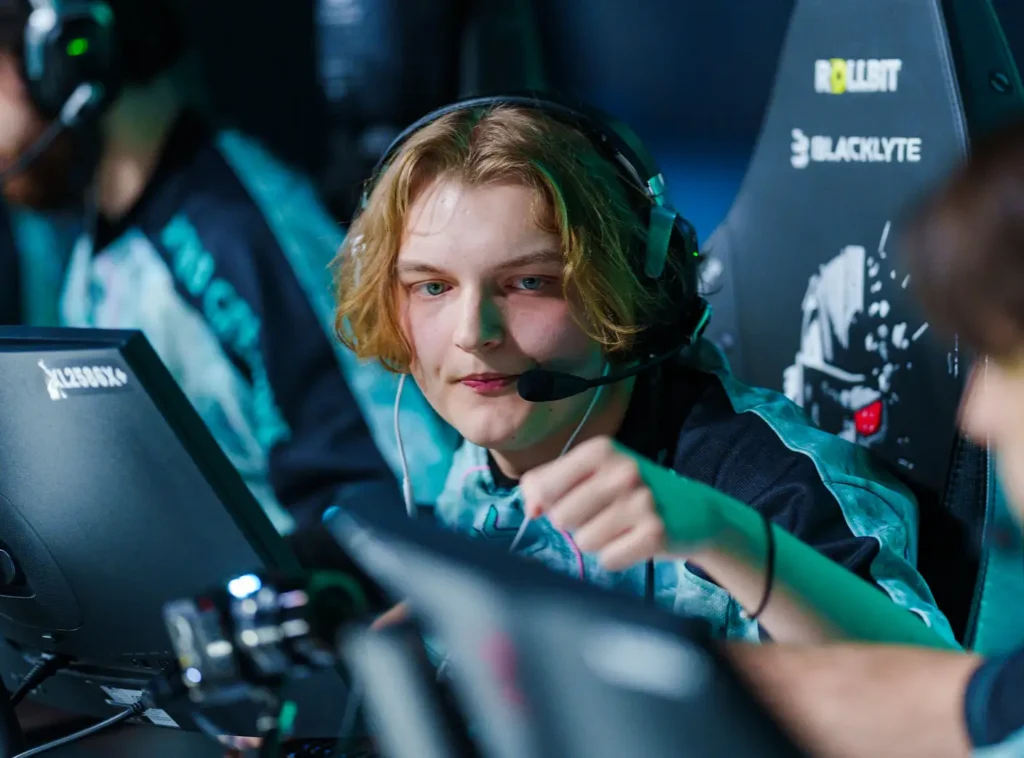 PARIVISION проиграла TYLOO на StarLadder Budapest Major. Jame и BELCHONOKK сделали 9 фрагов на двоих