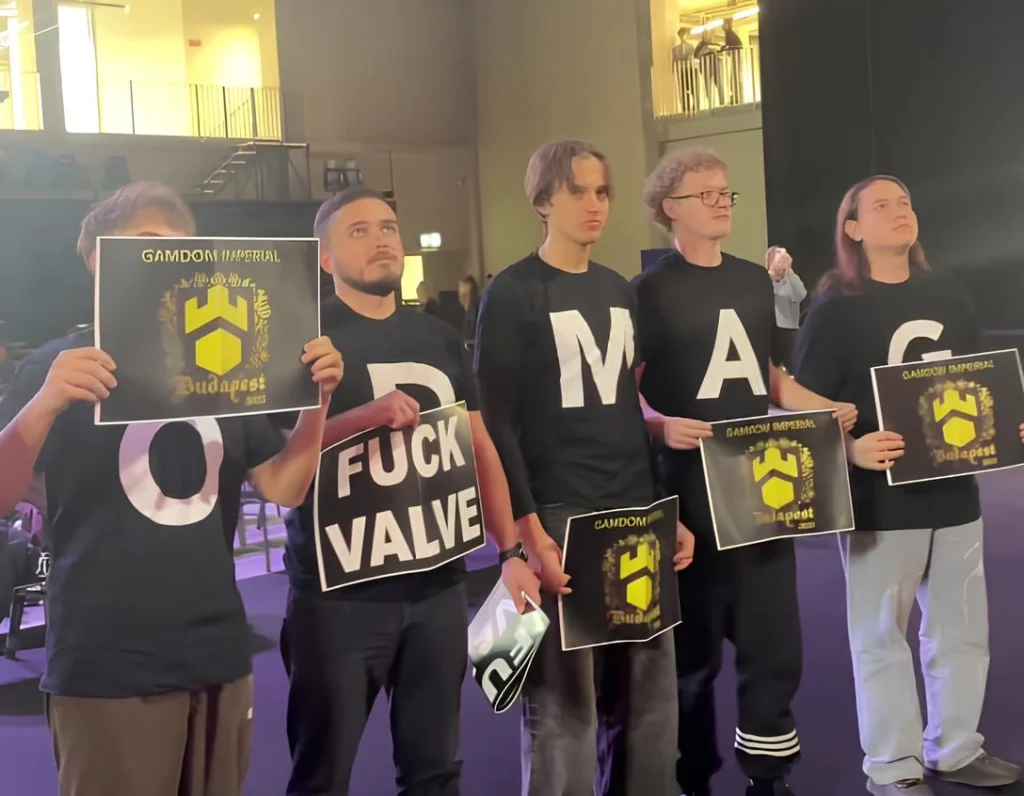Фанаты Imperial устроили протест на StarLadder Budapest Major