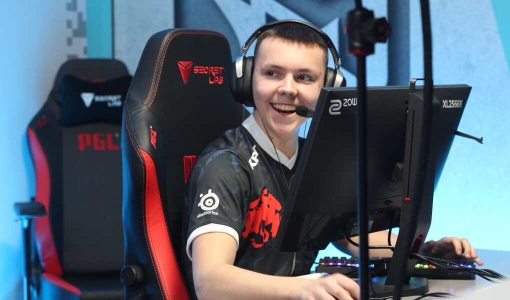 Wildcard распустила состав - игрок, подписанный по совету ChatGPT, переведен в запас