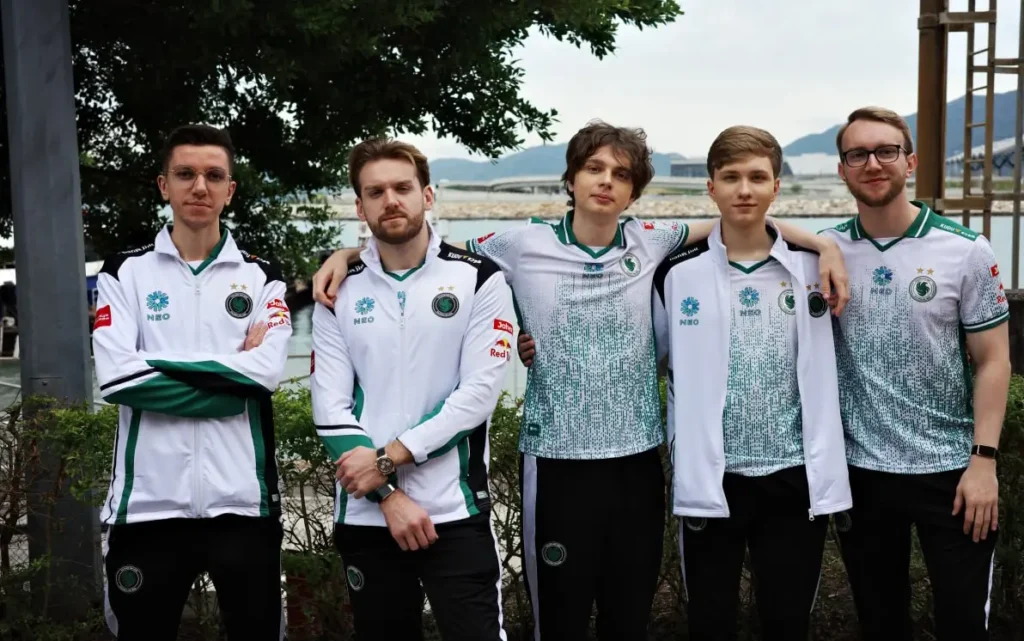 BLAST Rivals Fall. Spirit сыграет с The MongolZ на вылет, Falcons - с Passion UA за полуфинал