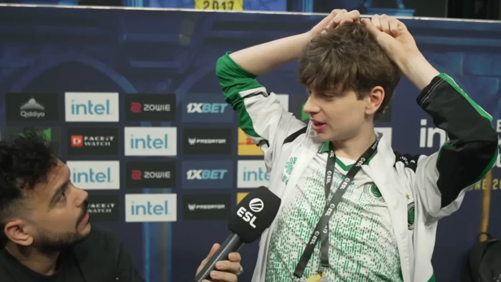 Kyousuke ответил рэперу tuborosho на обвинение в раскидывании денег словами из его же трека