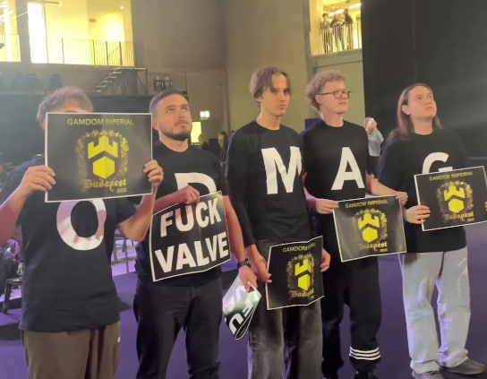 StarLadder ужасно начали Budapest Major: проблемы со звуком хуже PGL, фанаты прорвались на арену