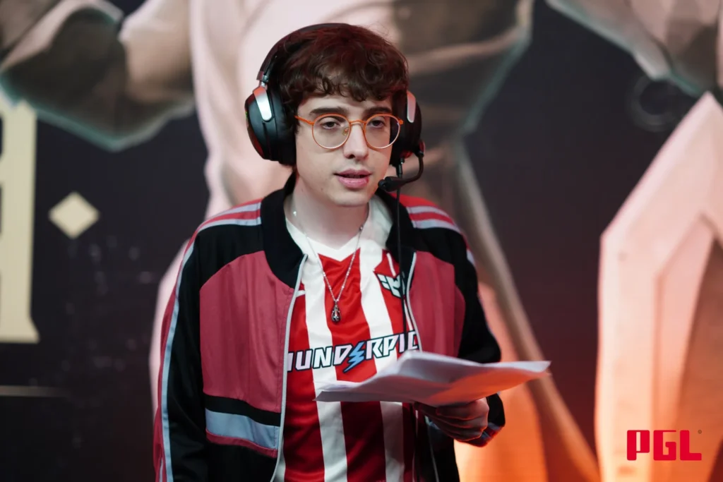 HEROIC играла с 40 FPS из компьютерного клуба в матче на PREMIER SERIES