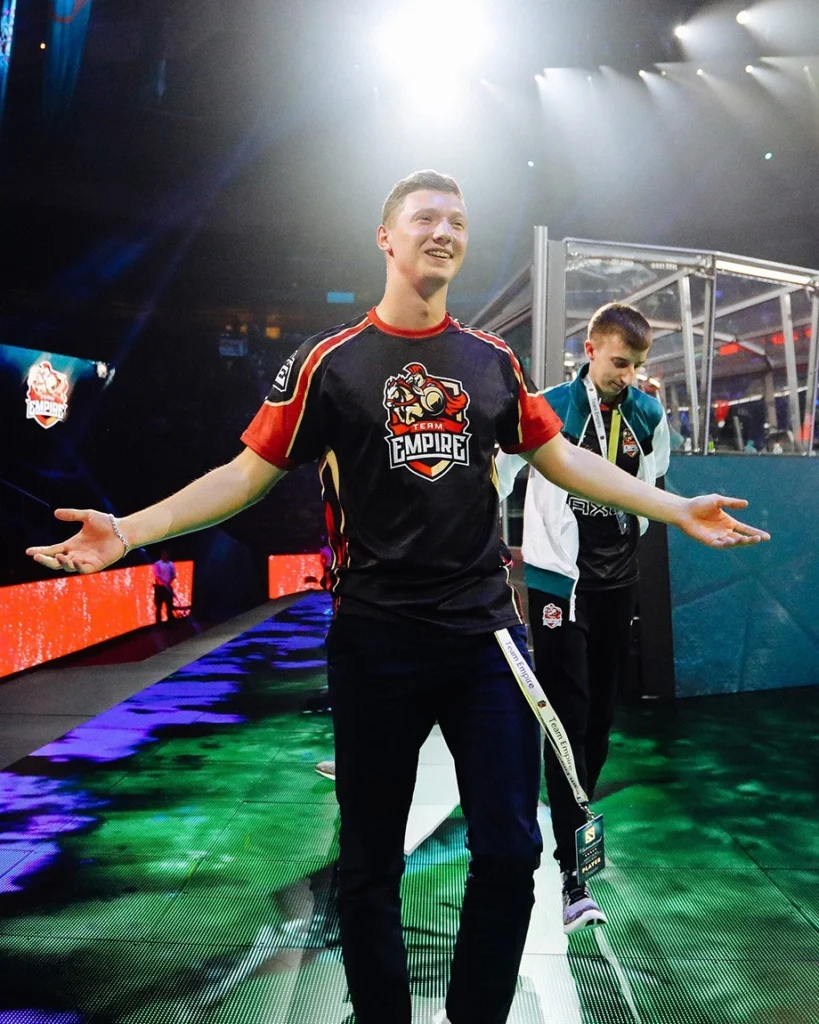 Семь главных стендинов в истории Доты