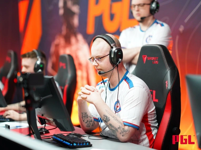 Пародируем боссов Wildcard: собираем состав в CS по нейросетям