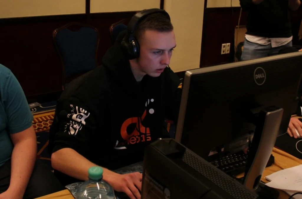 Gla1ve завершил карьеру