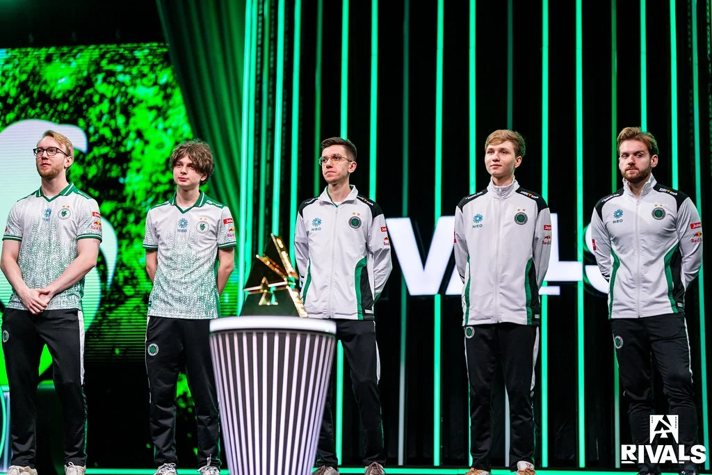 Рейтинг команд перед мейджором