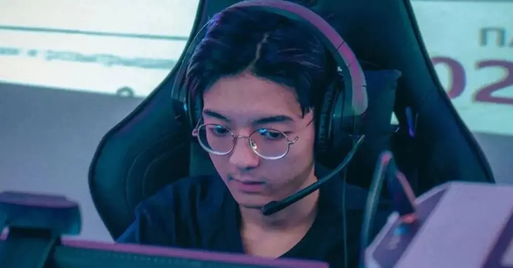 Ahilles: «Есть ли какое-то объяснение существования L1GA Team? Игроки стабильно показывают худшую Доту»