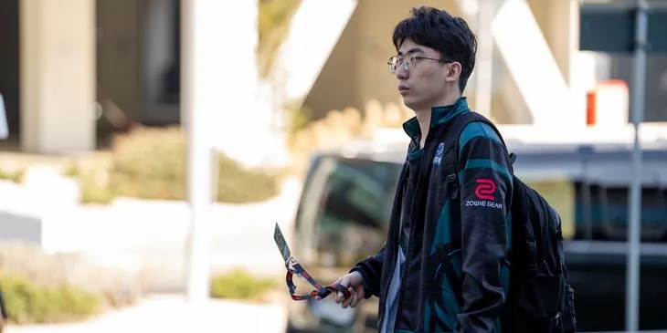 Ahilles: «Мне нравится новый состав Vici Gaming»