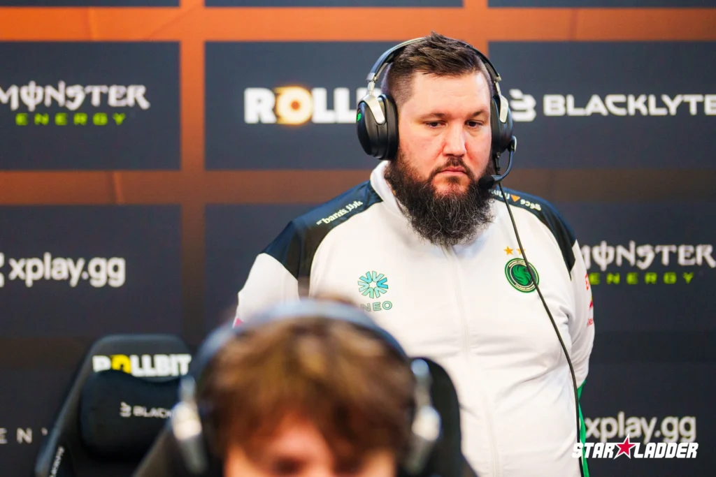 54964268262 F28d69e8a3 K