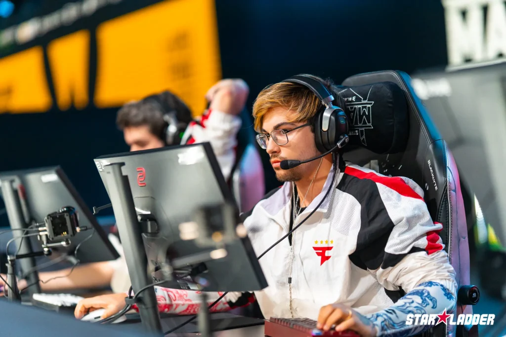 FaZe прошла в корзину 2-2 на мейджоре в Будапеште - 3DMAX покинула турнир