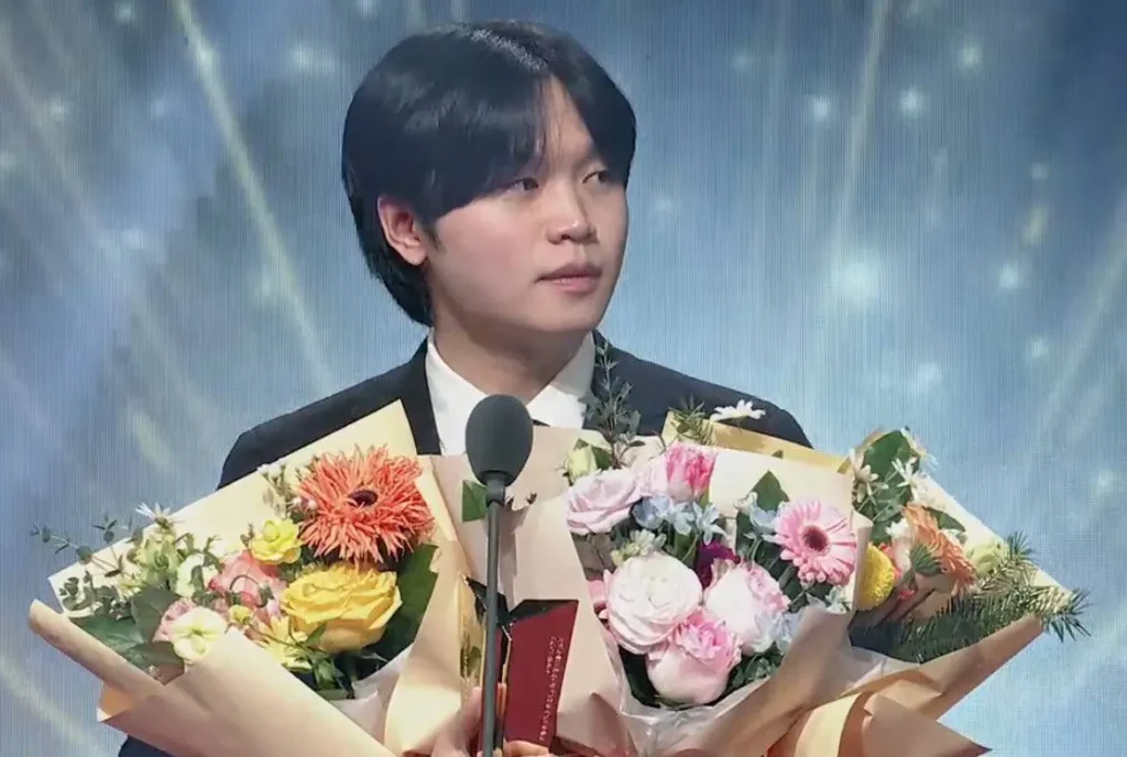 Bdd стал игроком года на LCK Awards, Chovy - лучшим мидером, Gumayusi - лучшим АДК