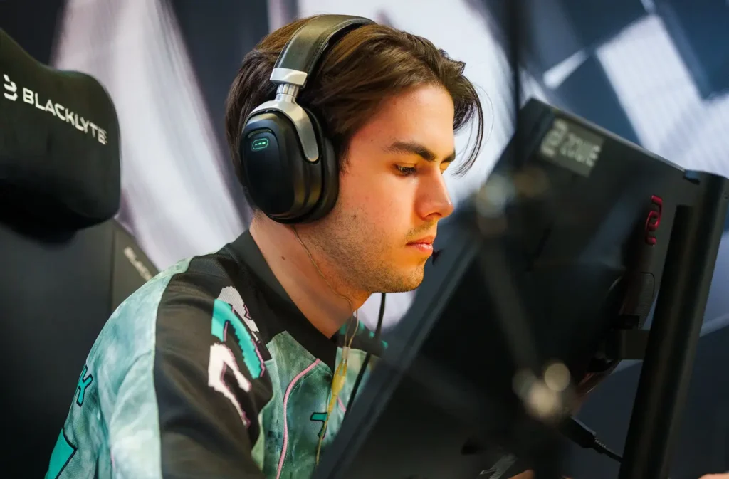 Dastan: «VP была самой красивой командой. Сейчас у нас команда уродов, один Белыч уравнивает»