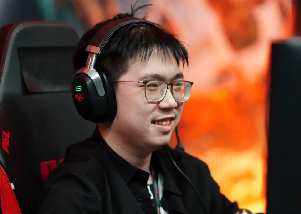 Emo хочет сменить регион (Bkop)