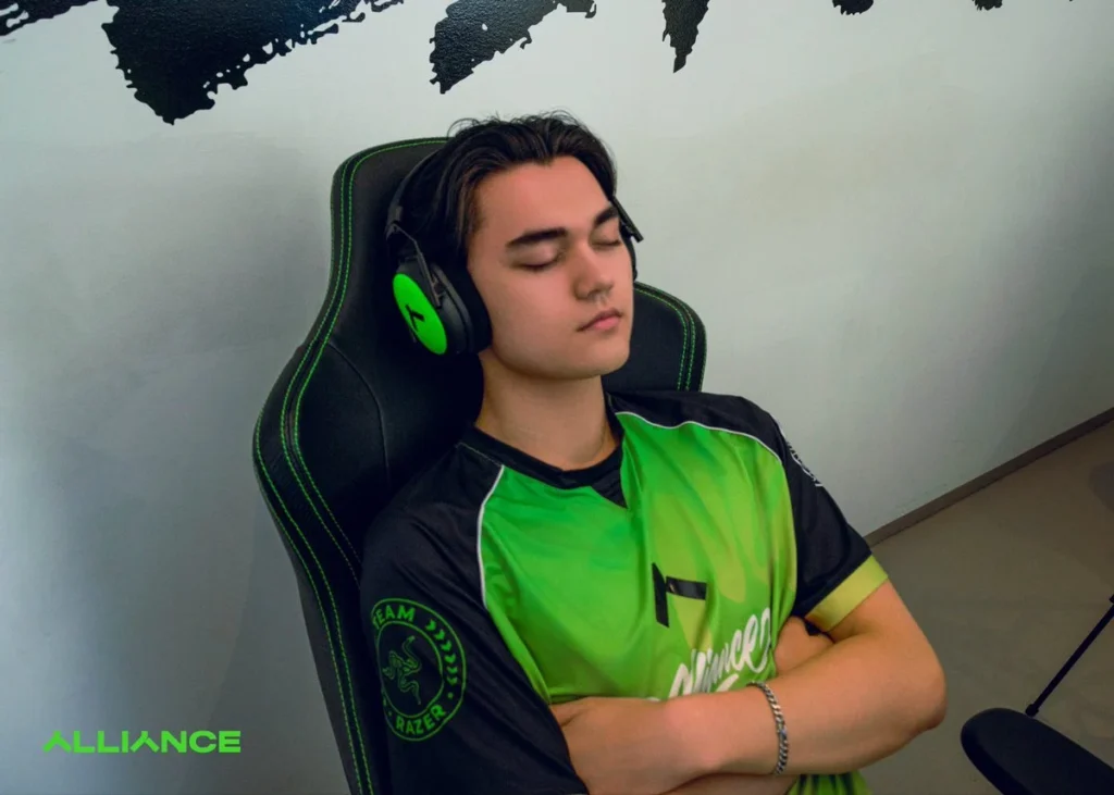 Возвращение 100 Thieves в CS2: настоящий претендент на титулы или просто громкий камбэк?