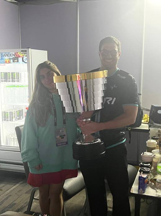 Astini: «Я вижу много ошибочных выводов о моем уходе. Я не хочу брать перерыв от Доты»