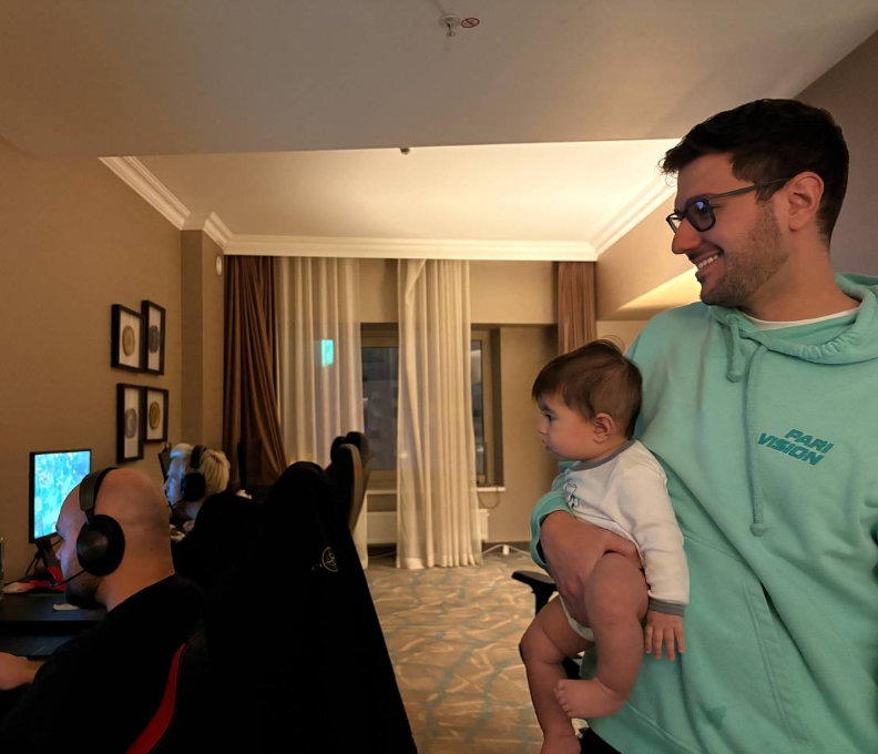 Astini: «Я вижу много ошибочных выводов о моем уходе. Я не хочу брать перерыв от Доты»