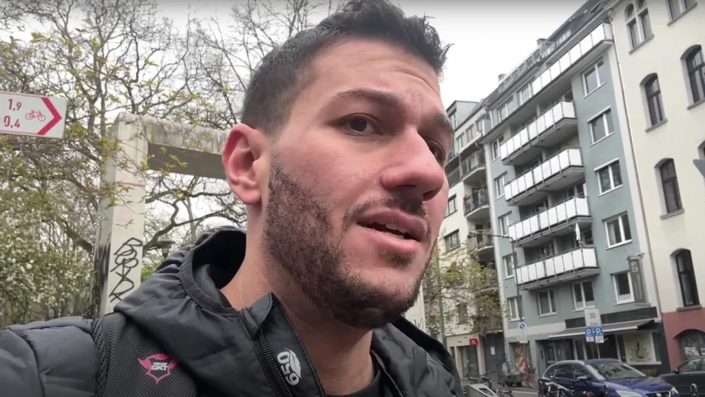 Astini о работе с Monkey Business: «Пока жду какое-то предложение, я не хочу соглашаться на что попало»