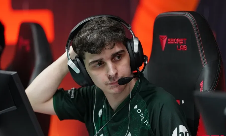 Story стал новым снайпером FlyQuest