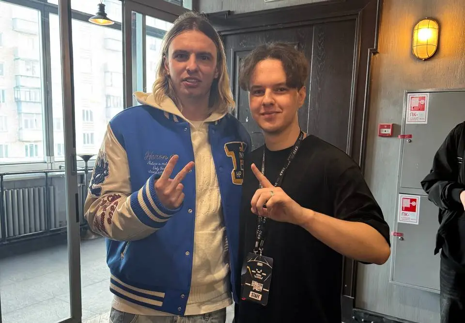 CYBERSHOKE выкупила alpha у PARIVISION. Mokuj1n заменил notineki