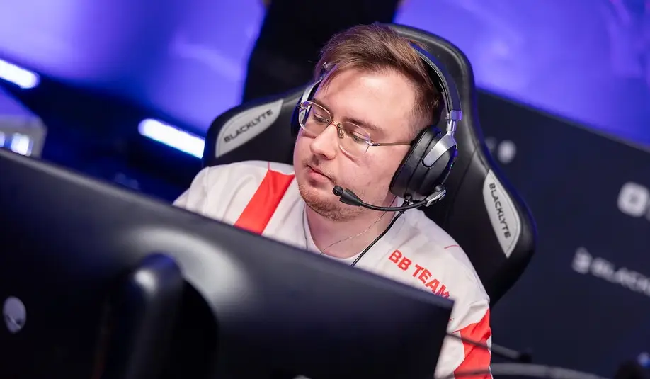 Ax1le опроверг слухи: «BIG даже не общались с BetBoom, так что не парьтесь»