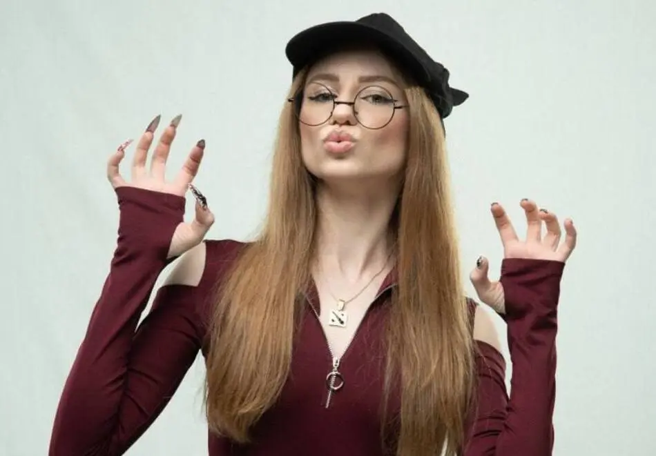 Winline Star Series 2. Rostik999 против StariyBog, Voodoosh вышел в верхнюю сетку