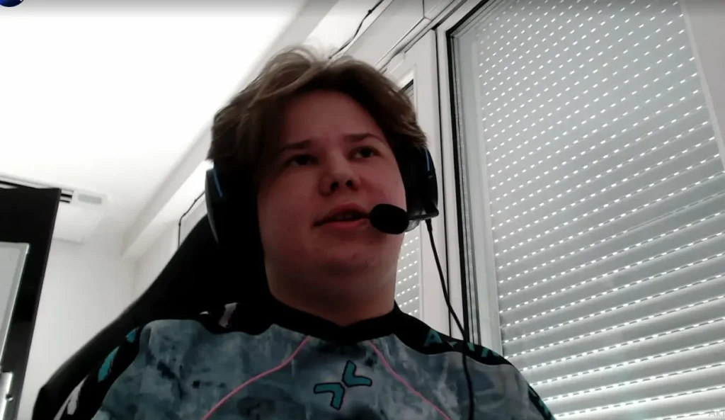 Zweih в форме PARIVISION