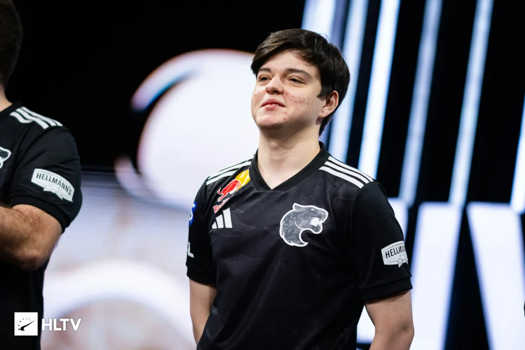 Кто займет 3 место в рейтинге HLTV?