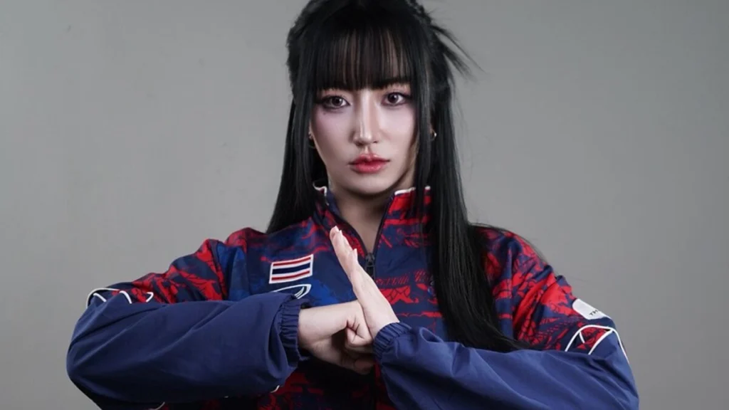 Тайскую киберспортсменку дисквалифицировали с турнира по Arena of Valor, вместо нее играл ее парень