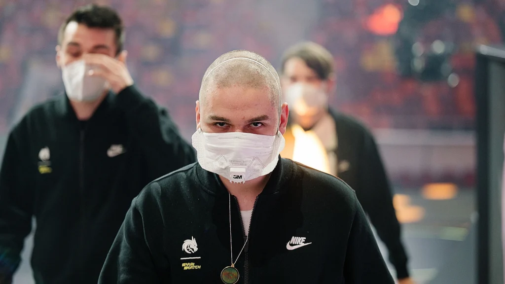 Miposhka: «Я не представляю, кто может сыграть лучше, чем Yatoro на TI10»