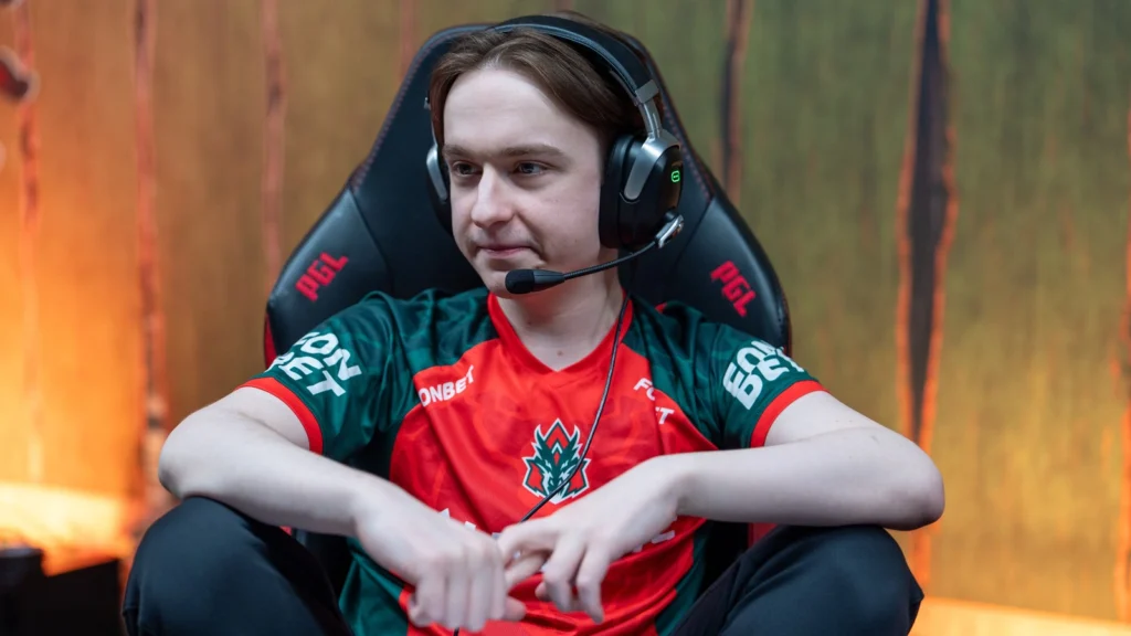 Smiling Knight вернулся в обновленный состав AVULUS