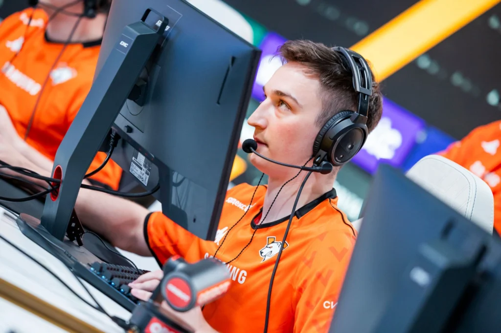 Virtus.pro проиграла Vitality и покинула BLAST Bounty Winter