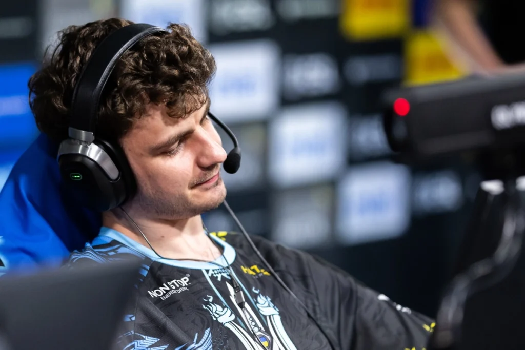 Woro2k стал игроком Eternal Fire