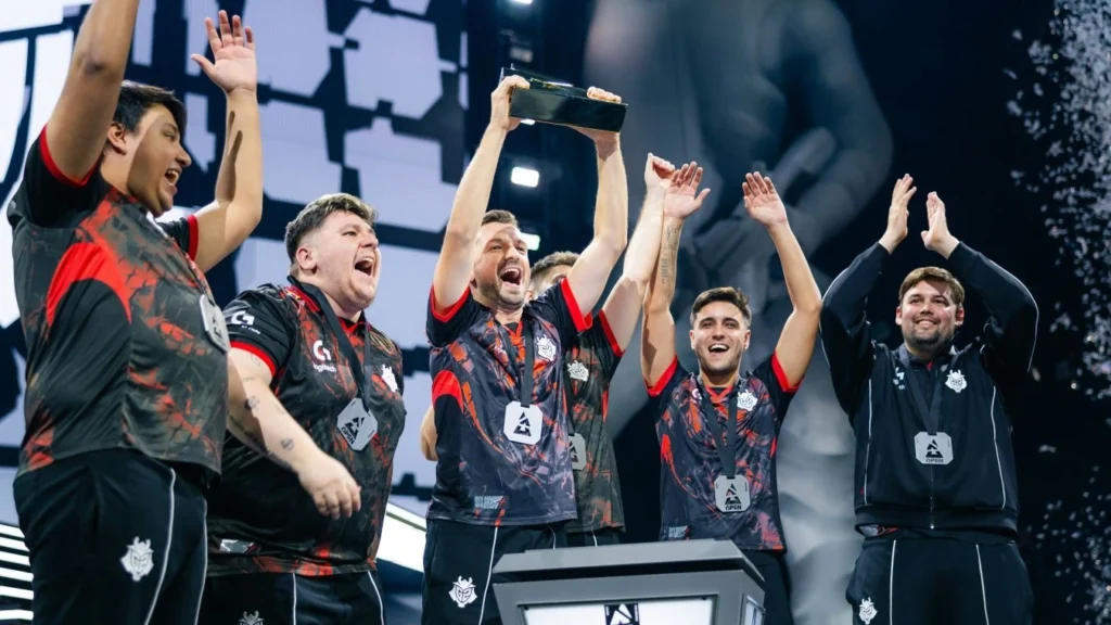 Anubis снова в активном пуле: карта, которая заставит Tier-1 вспомнить, как играть атаку