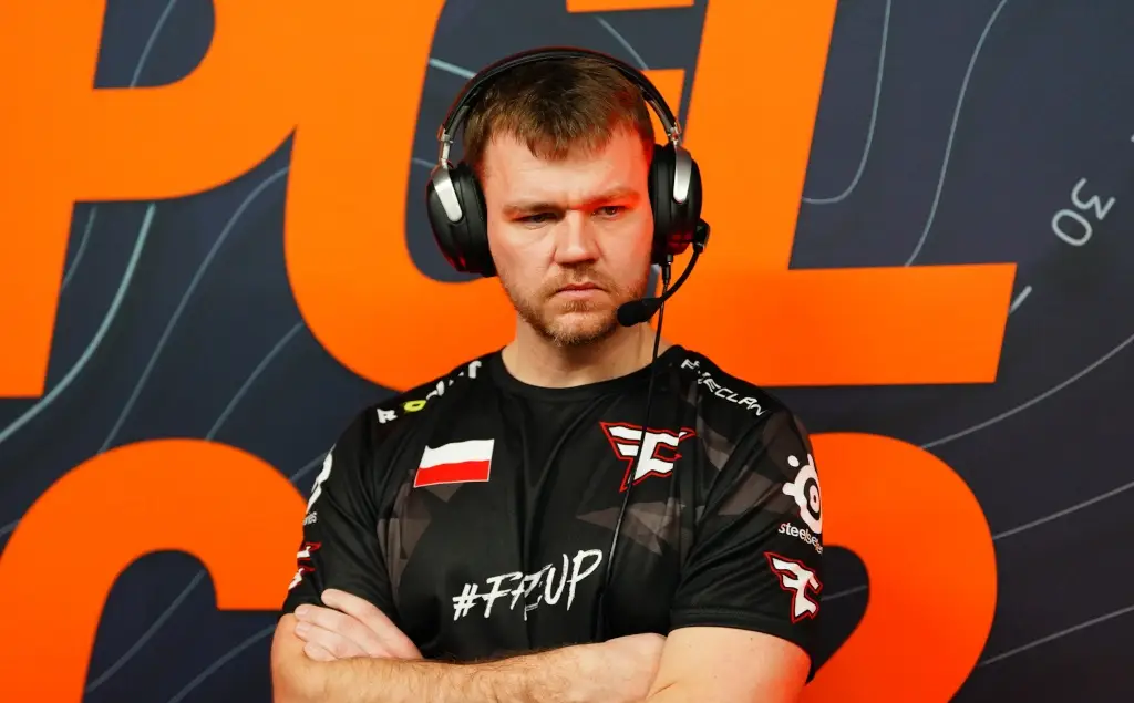 Mauisnake: «NEO - худший тренер года, если судить только по результатам»