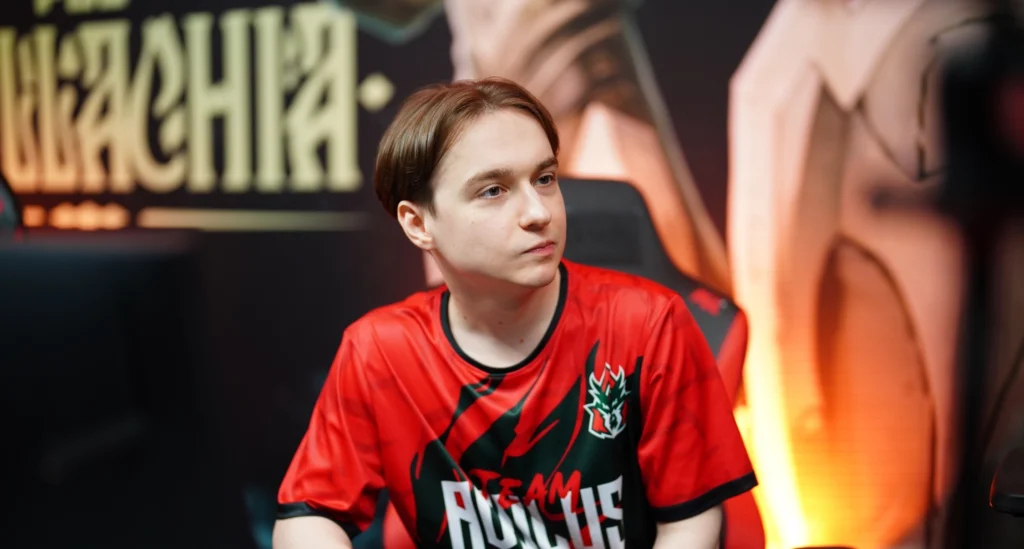 Насколько тяжело целый месяц играть квалы? Спросили у менеджера AVULUS