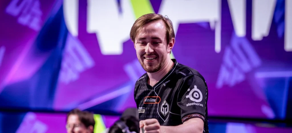 Quinn достиг ранга Eternus в Deadlock, на это ушло 425 часов