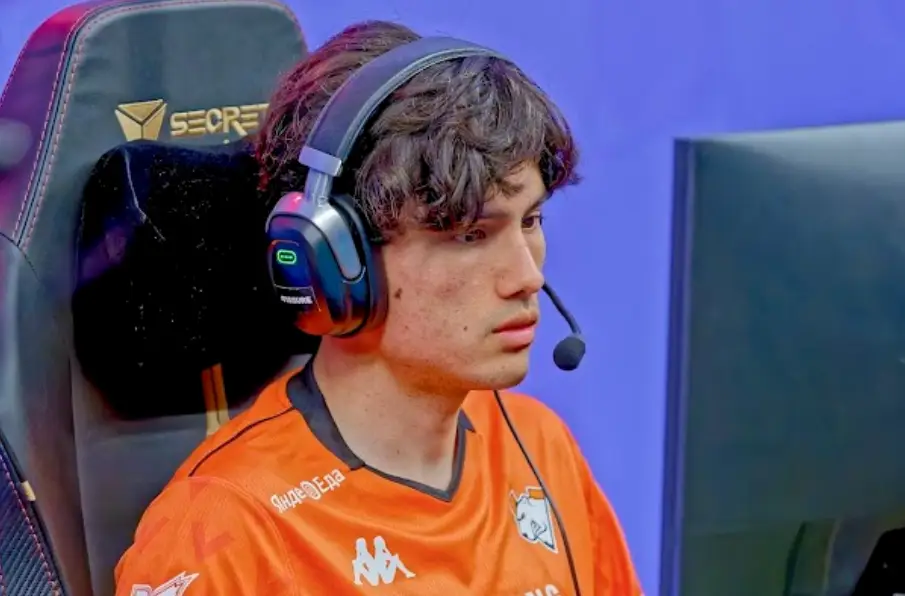 Virtus.pro не вышла из группы Play-In стадии FISSURE Universe 8