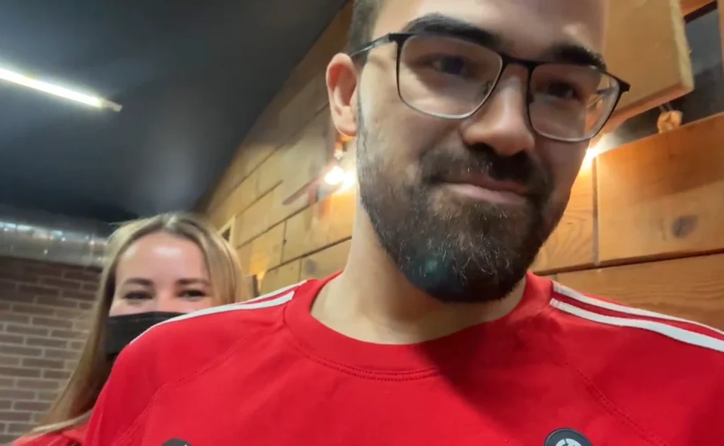 Что мы знаем о Травомане? Развелся, получил трехэтажную квартиру в подарок, играет на медиатурнирах