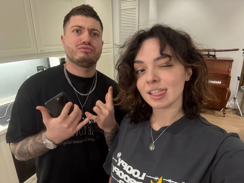 Стример Анар Абдуллаев, биография: возраст, рост, девушка и другие детали