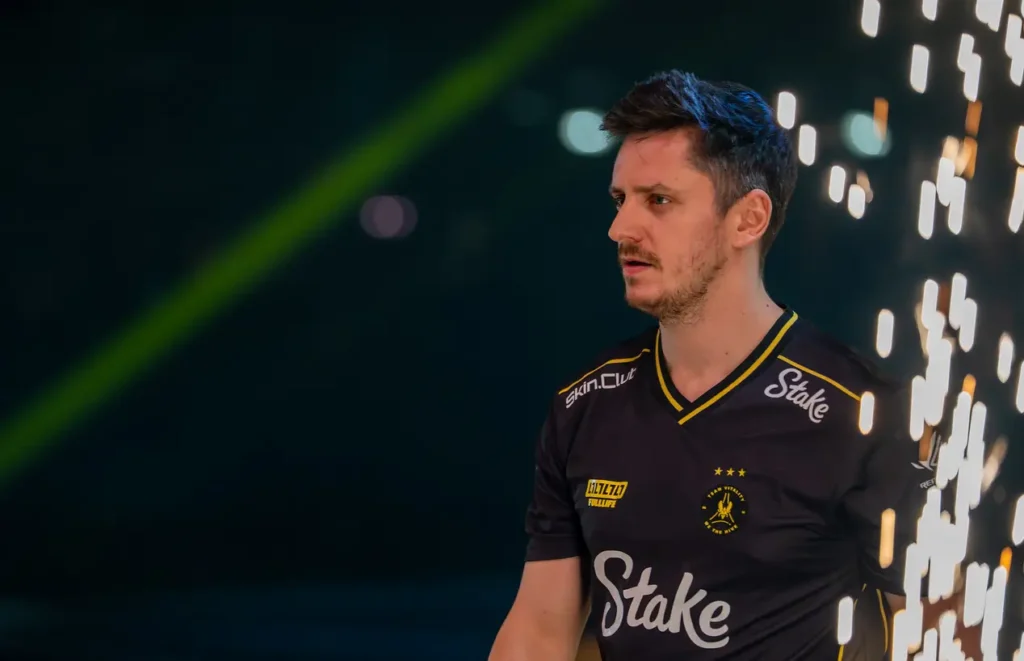 Apex: «Респект dastan и Jame. Куда бы они ни приходили, они добиваются успеха»