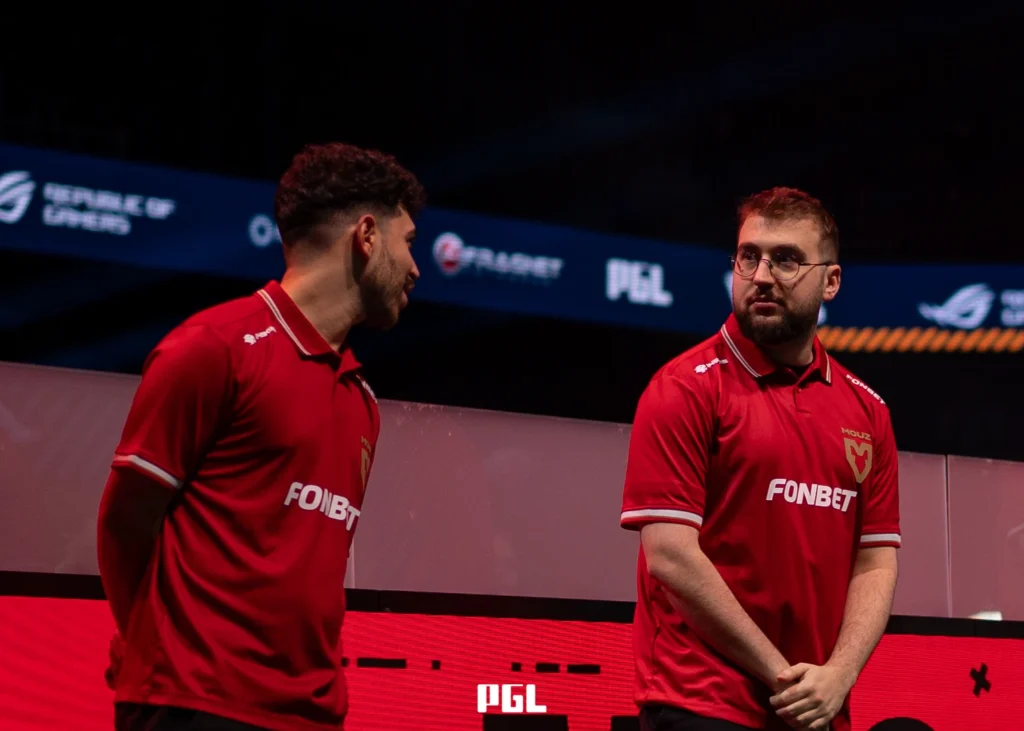 И все же что не так с аурой MOUZ?