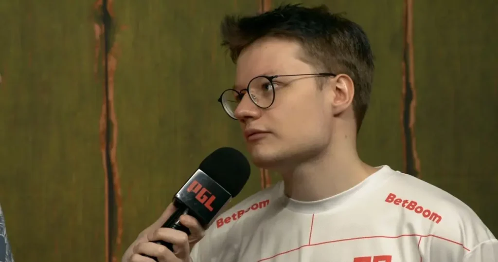 Kiritych прервал серию из 11 побед подряд на Gyrocopter в день рождения - в этот день ему подарили торт с героем