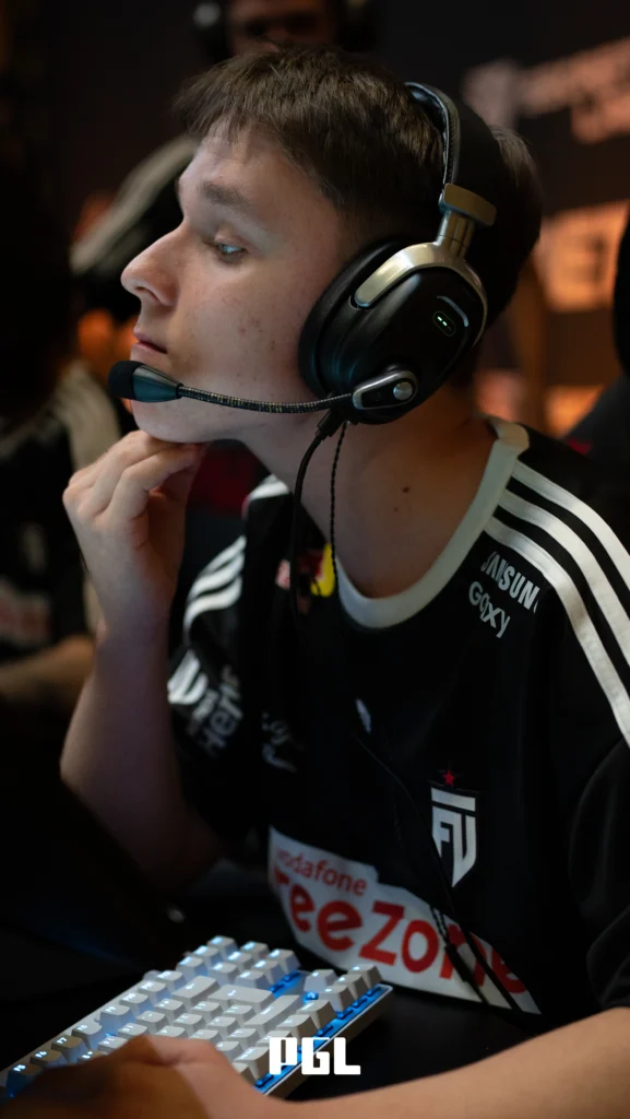 Почему стало так много камбэков?